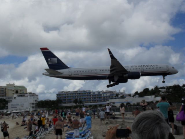 Boeing 757-200 (N939LW)