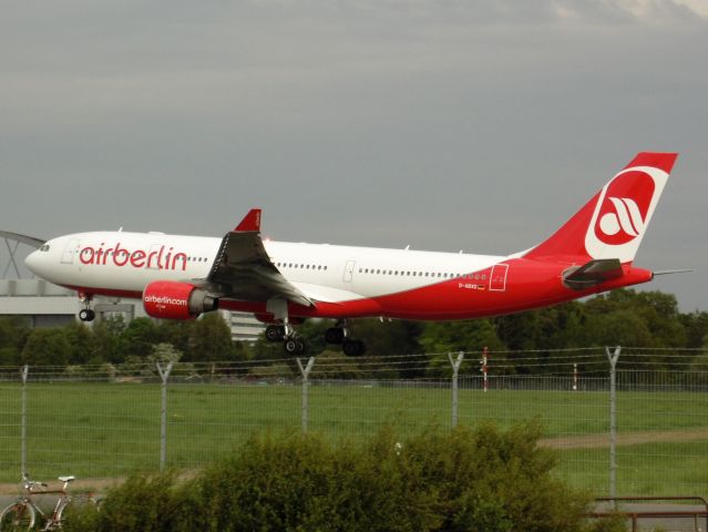 Airbus A330-200 (D-ABXD)
