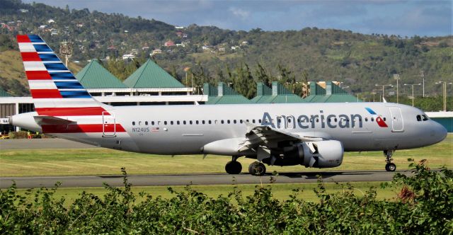 Airbus A320 (N124US)