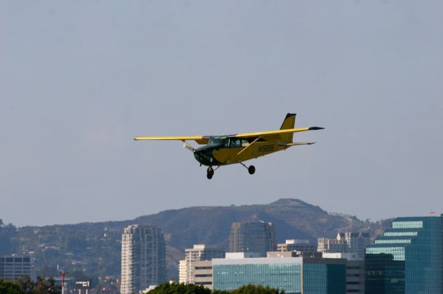 Cessna Skyhawk (N19896)