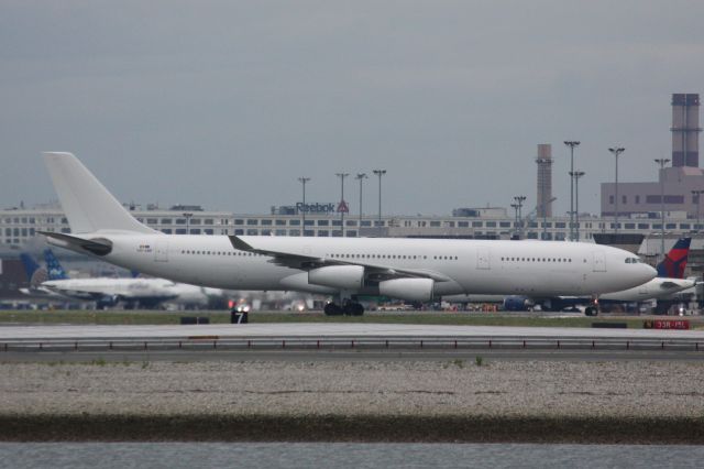 Airbus A340-300 (OO-ABE)