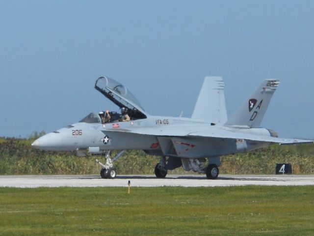 McDonnell Douglas FA-18 Hornet (16-6467)