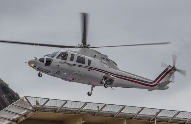 Sikorsky S-76 (PP-EPF)