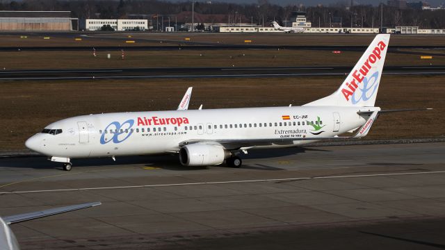 Boeing 737-800 (EC-JNF)
