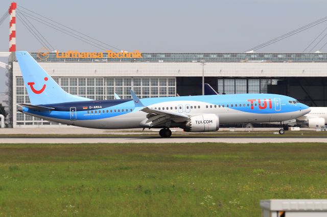 Boeing 737 MAX 8 (D-AMAA)