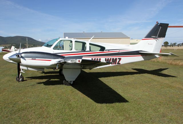 Beechcraft 55 Baron (VH-WMZ)