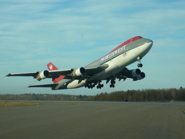 N623US — - Taking off from KBTV after dropping off Troops for the Thanksgiving holidays 2009