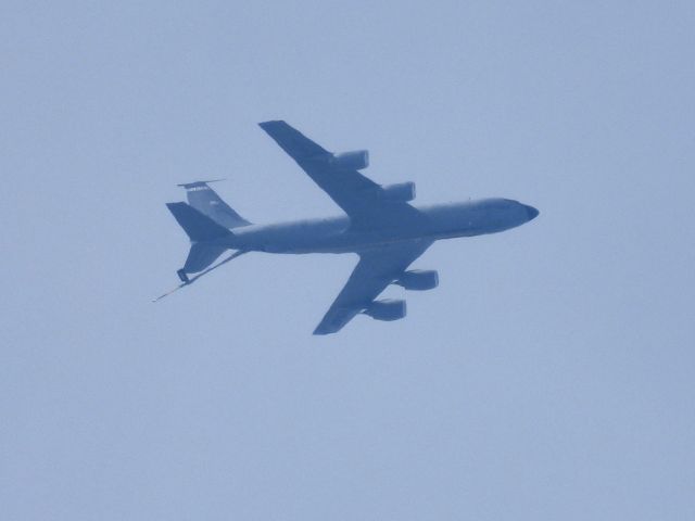 Boeing C-135FR Stratotanker (57-1453) - ALABAMA ANG ABOUT TO REFUEL 2 B-2'S ON THE 110 AIRIEL REFUELING TRACK. 10/12/21