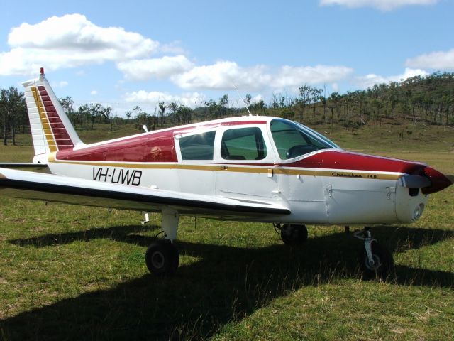 Piper Cherokee (VH-UWB)