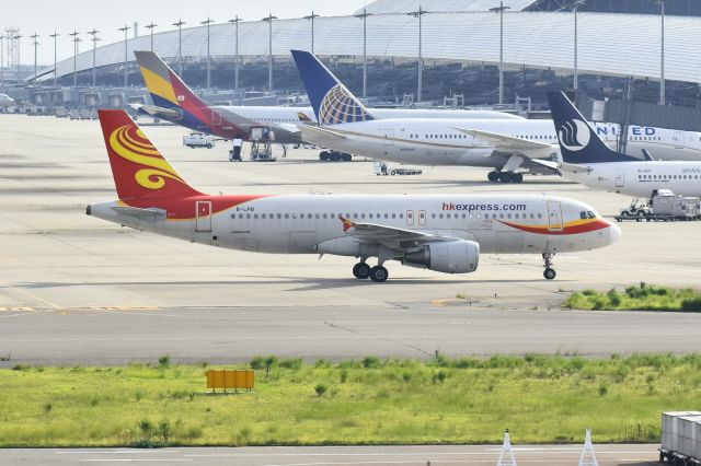 Airbus A320 (B-LPB)