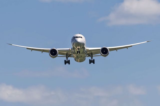 Boeing 787-9 Dreamliner (N820AL)