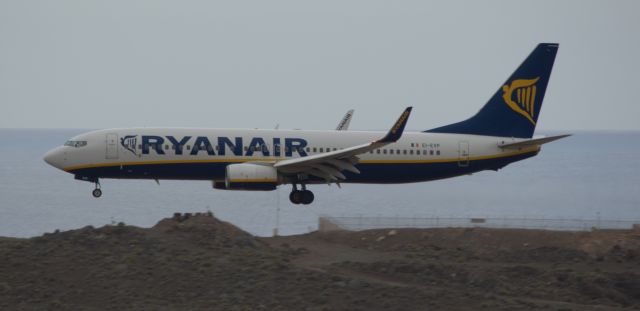 Boeing 737-800 (EI-EVP) - I TOOK THIS PHOTO FROM THE ROOF OF MY HOUSE