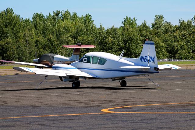 Piper Apache (N16DM)