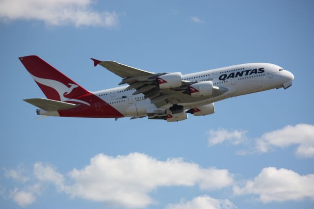 Airbus A380-800 (VH-OQA)