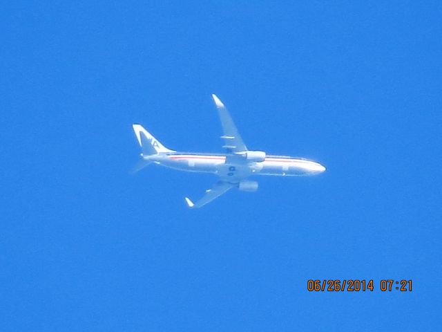 Boeing 737-800 (N808NN) - American flight 1611 from Chicago to Tulsa over Baxter Springs Ks at 23,250 feet.