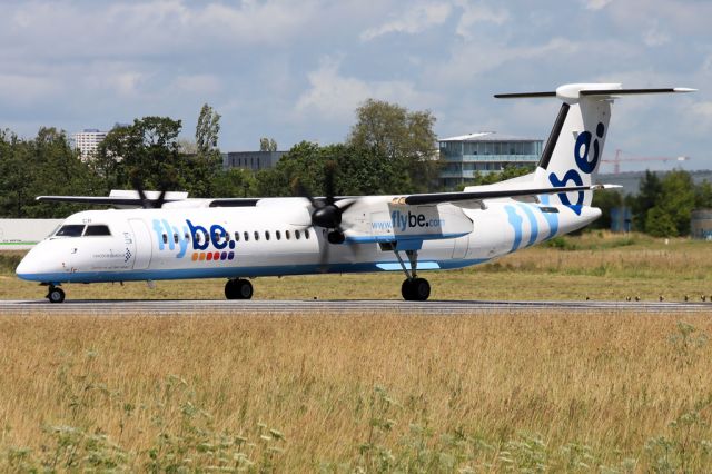 de Havilland Dash 8-400 (G-JECR)