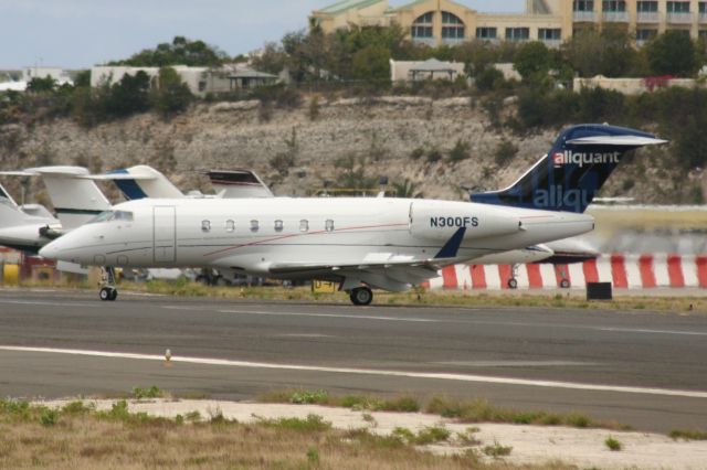 Bombardier Challenger 300 (N300FS)