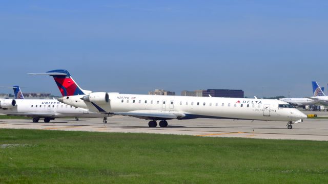 Canadair Regional Jet CRJ-900 (N297PQ) - Delta Connection Bombardier CRJ-900LR N297PQ in Chicago 