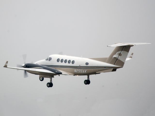 Beechcraft Super King Air 200 (N299AK) - IFR departure. Low weather.