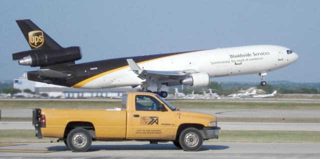 Boeing MD-11 (N287UP)