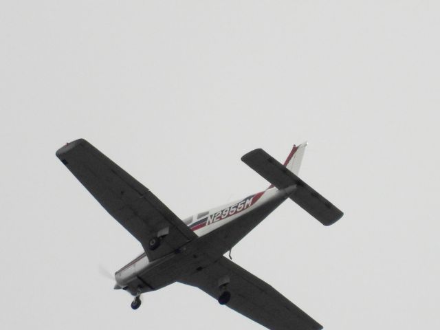 Piper Cherokee (N2955M)