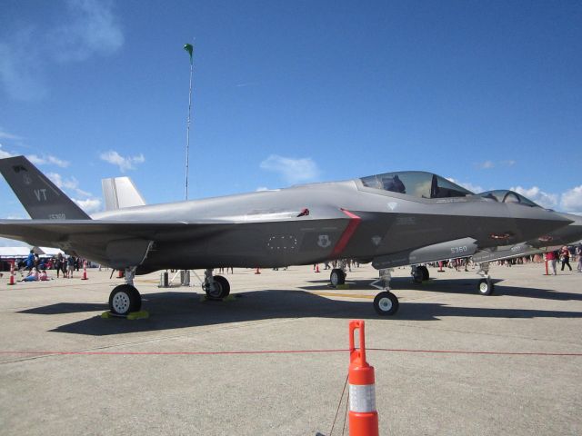 Lockheed F-35C (N5360) - Some Vermont F-35s at the Thunder Over New Hampshire Airshow.