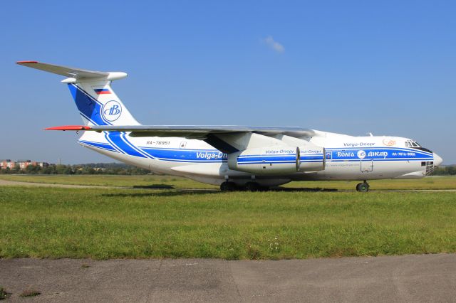 Ilyushin Il-76 (RA-76951) - brought other Boeing parts of the old Lufthansa Boeing 737-200 D-ABCE "Landshut" which was hijacked in 1977