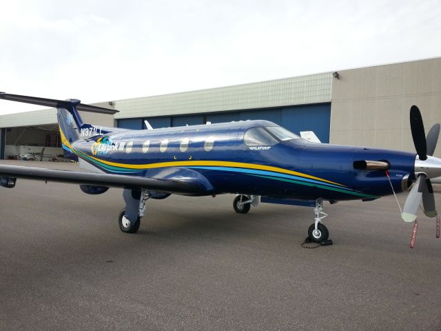 Pilatus PC-12 (N371LL)