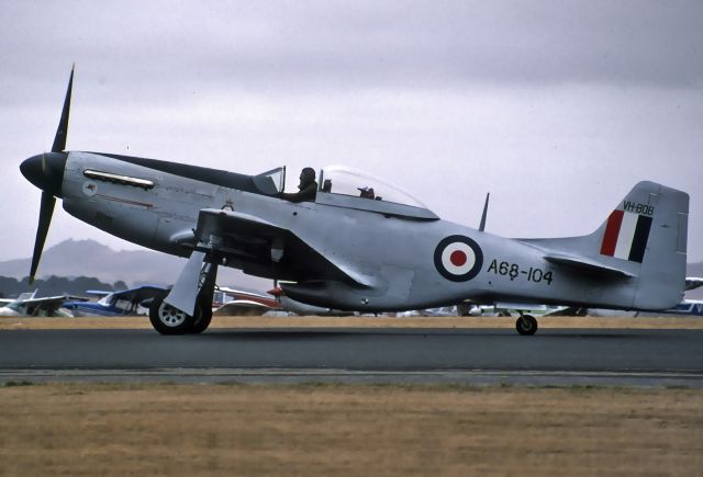 VH-BOB — - COMMONWEALTH CA-18 MUSTANG 21 (P-51D) - REG : VH-BOB / A68-104 (CN 1429) - BALLARAT AIRPORT VIC. AUSTRALIA - YBLT 17/2/1985