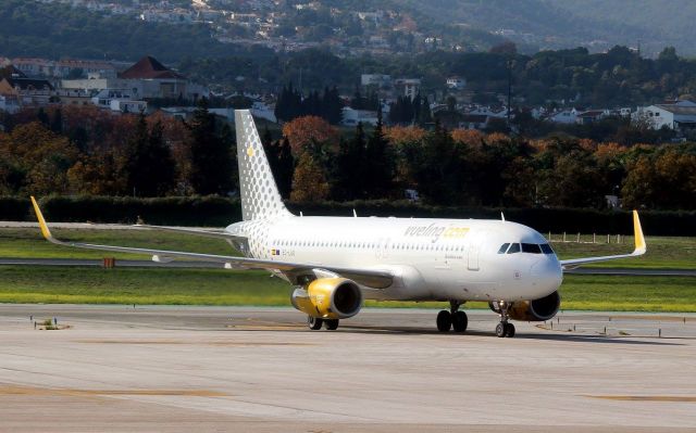 Airbus A320 (EC-LUO) - MALAGA, 6 DÉCEMBRE 2016