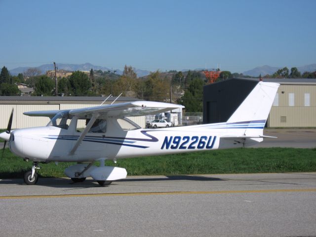 Cessna Commuter (N9226U) - Parked at Fullerton