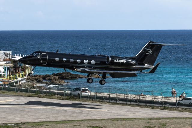 Gulfstream Aerospace Gulfstream IV (N330RW)