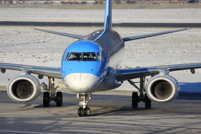 Embraer ERJ-190 (OO-JEM)