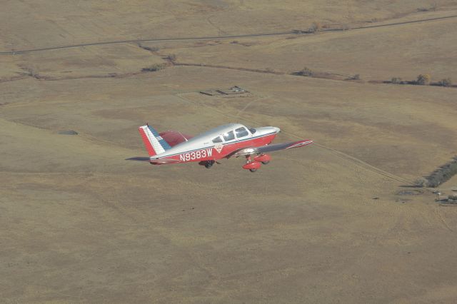 Piper Cherokee Arrow (N9383W) - Air-to air test shoot on a smooth and beautiful day.