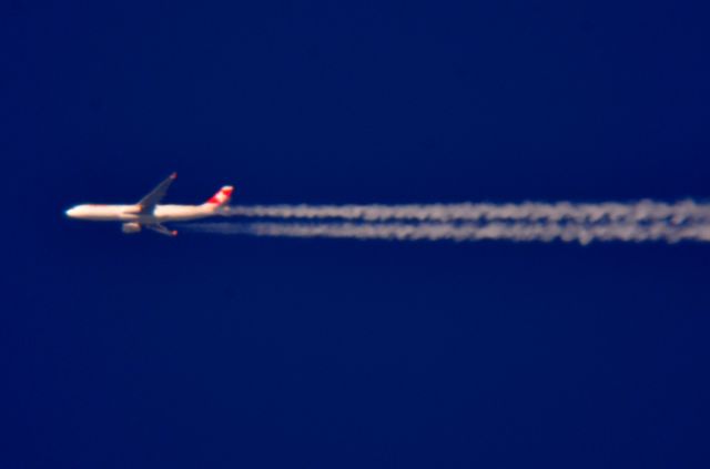 Airbus A330-300 (HB-JHE) - Swiss 8 Zurich (Kloten) to Chicago OHare Intl over Cleveland 36,000 ft. 10.20.15.