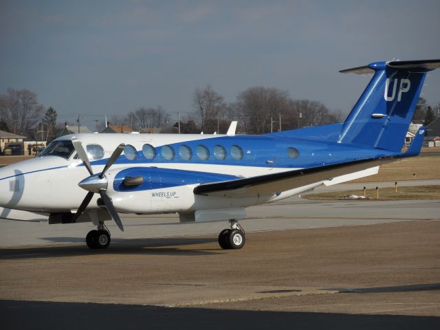 Beechcraft Super King Air 350 (N824UP)