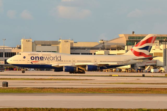 Boeing 747-400 (G-CIVP)