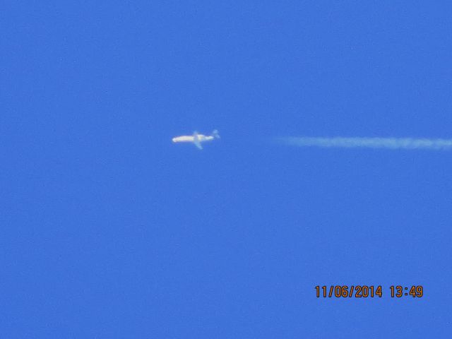 Learjet 40 (N90XR) - From Grand Rapids MI to Oklahoma city over Southeastern Kansas.