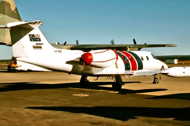 Piper Cherokee Arrow (VH-BIB) - LLOYD AVIATION - GATES LEARJET 35A - REG : VH-BIB (CN 36A-035) - NOWRA AIRPORT NSW. AUSTRALIA - YSNW (30/61988)