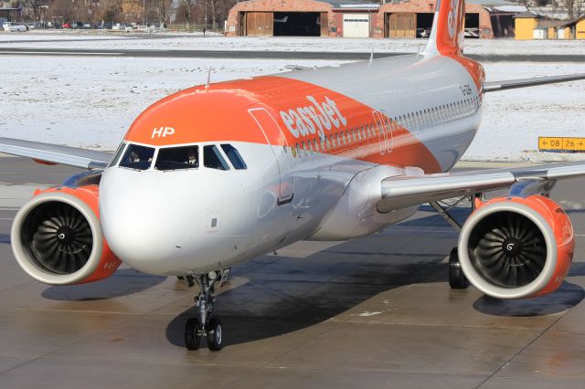 Airbus A320neo (G-UZHP)