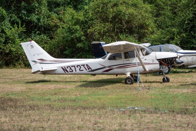 Cessna Skyhawk (N372TA)