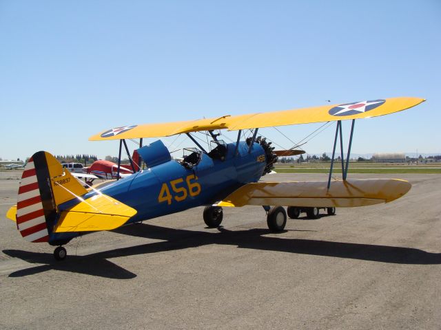 Boeing PT-17 Kaydet (N68837)