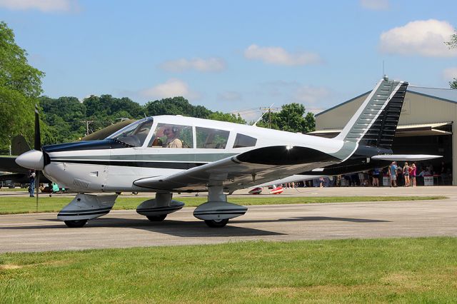 Piper Cherokee (N5356L)