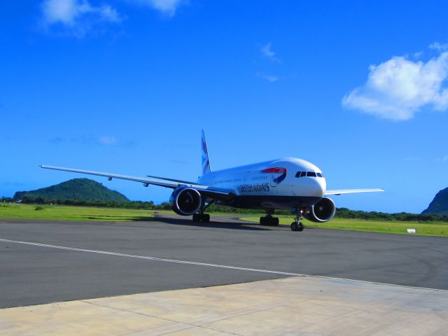 BOEING 777-200LR (G-VIIT)