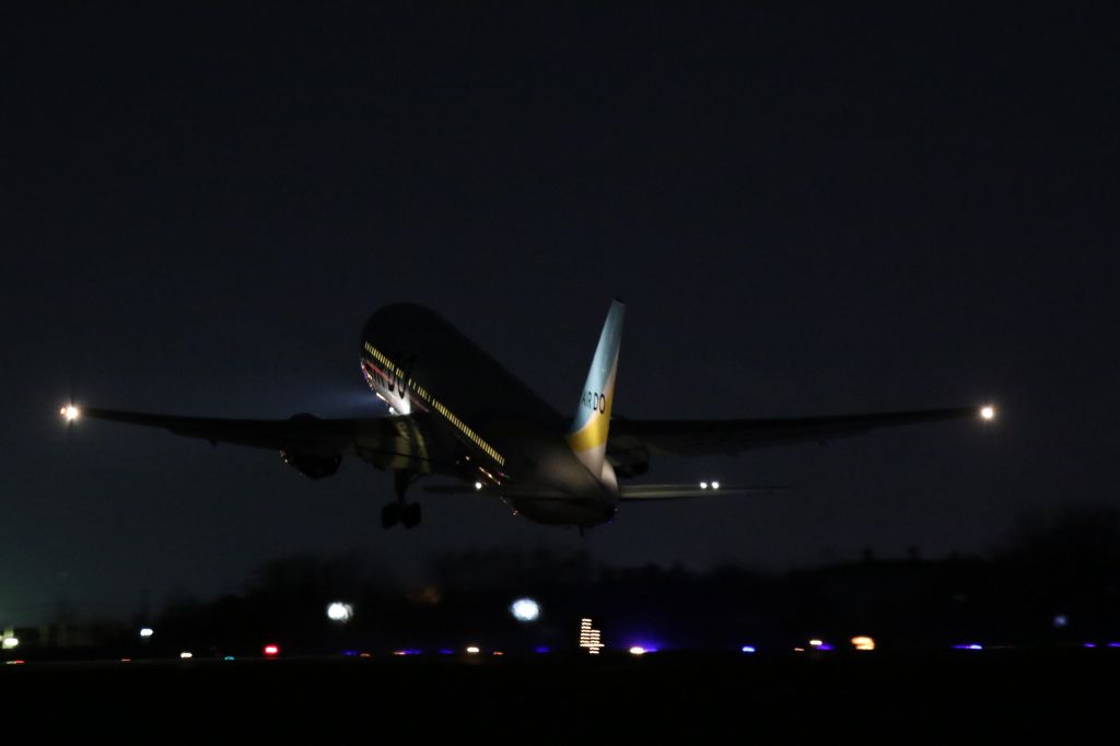 BOEING 767-300 (JA01HD) - 22 March 2016:HKD-HND: AIR DO Flight No.60.