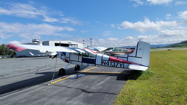 Cessna Skywagon (N4137Y)