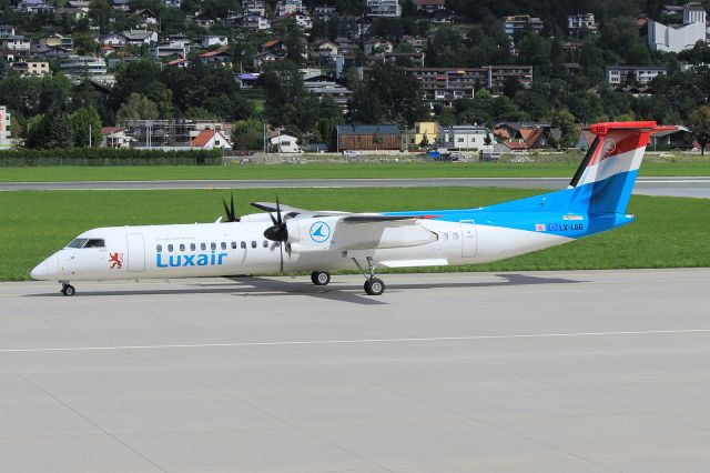 de Havilland Dash 8-400 (LX-LGG)