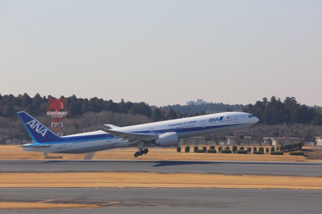 BOEING 777-300ER (JA790A)