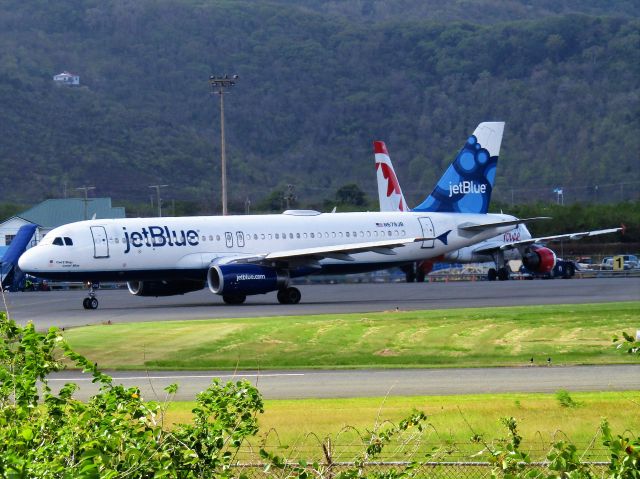 Airbus A320 (N579JB)