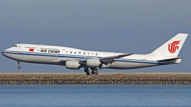 BOEING 747-8 (B-2485)